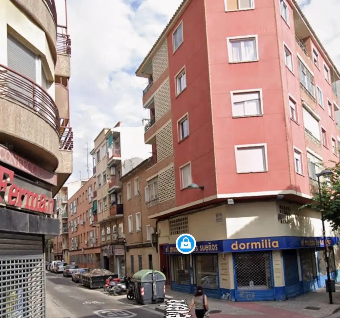 Piso en venta en Calle Pontevedra, Las Fuentes