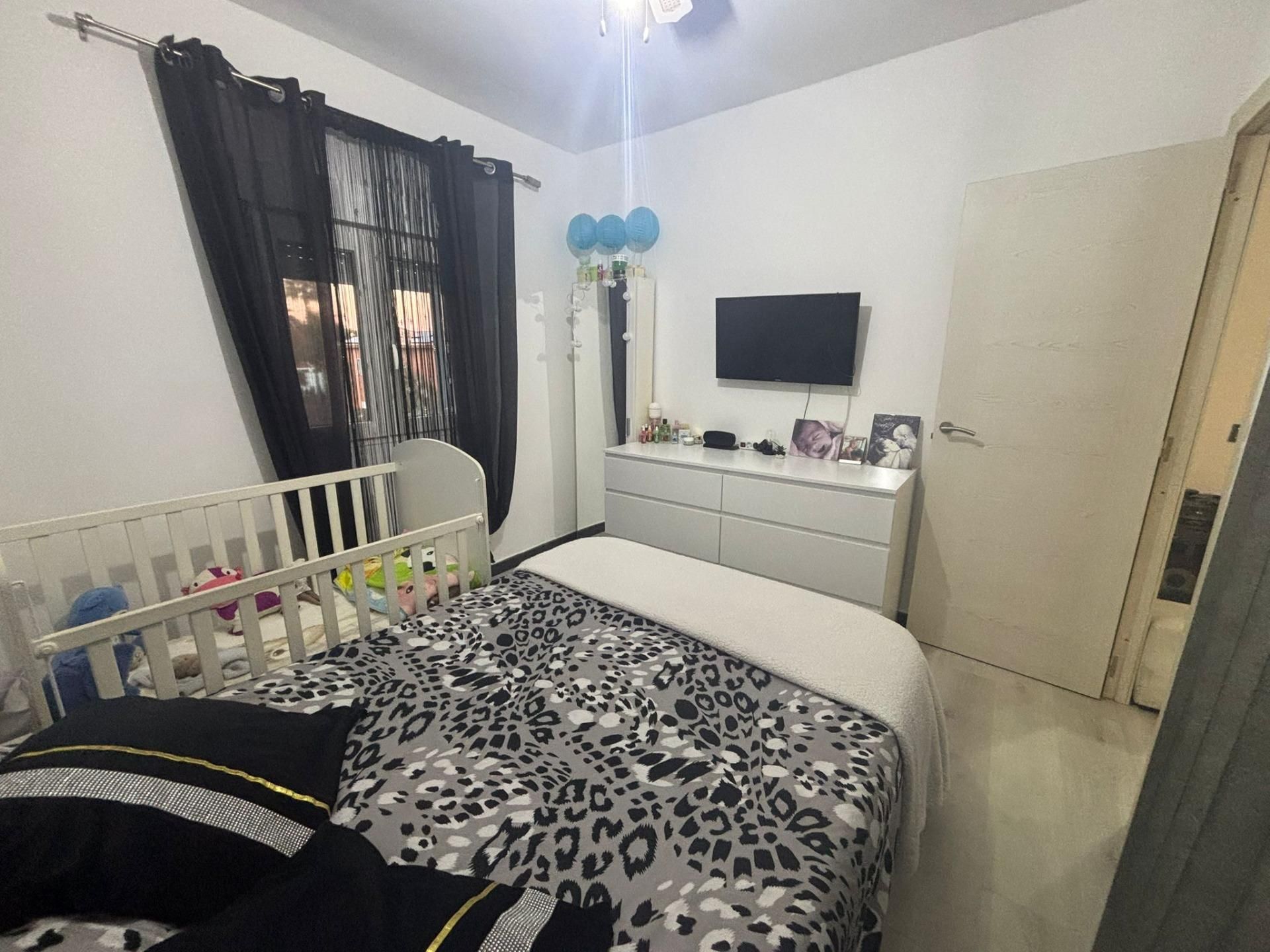 Bedroom of Duplex for sale in Los Barrios  with Private garden, Terrace and Community pool