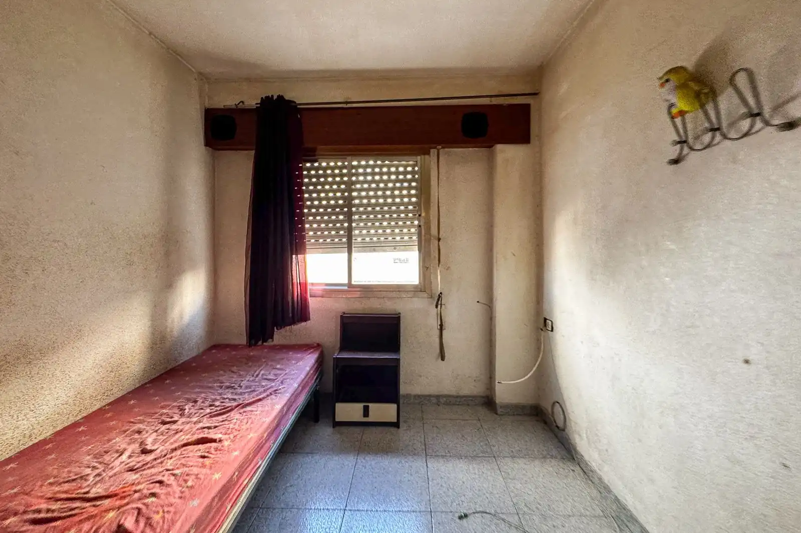 Habitación de Piso en venta en Almería con Terraza y Trastero