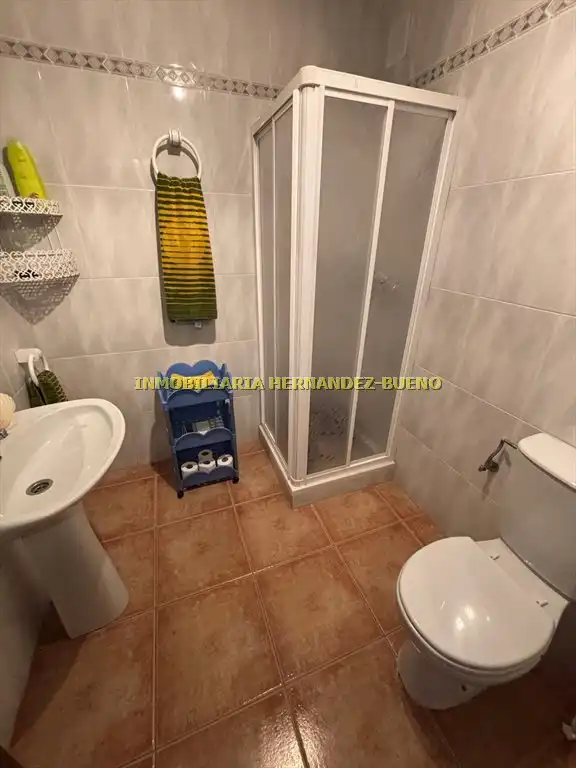 Bany de Casa o xalet en venda en Sequeros amb Calefacció, Jardí privat i Terrassa