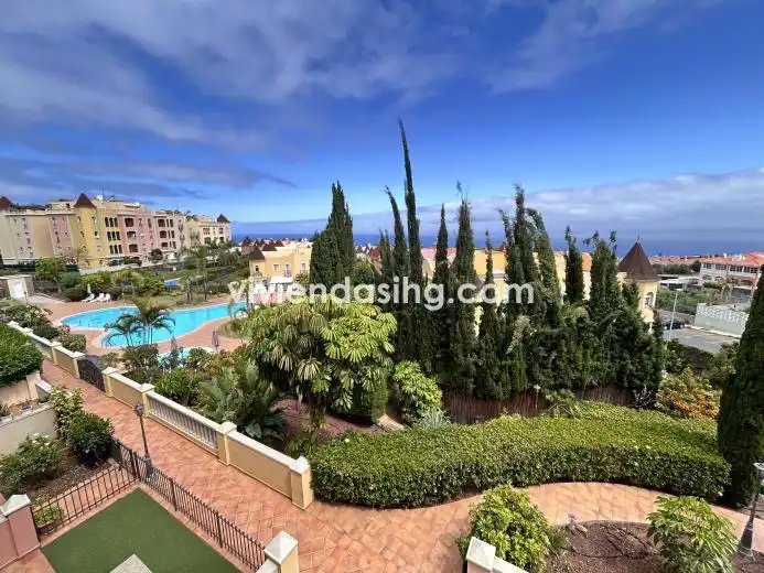 Vista exterior de Apartamento de alquiler en Santa Úrsula con Terraza, Amueblado y Horno