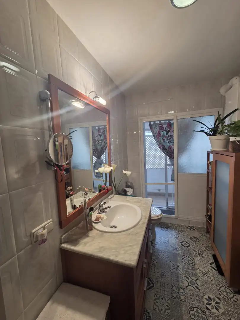 Bany de Apartament en venda en Badajoz amb Aire condicionat, Parquet i Moblat