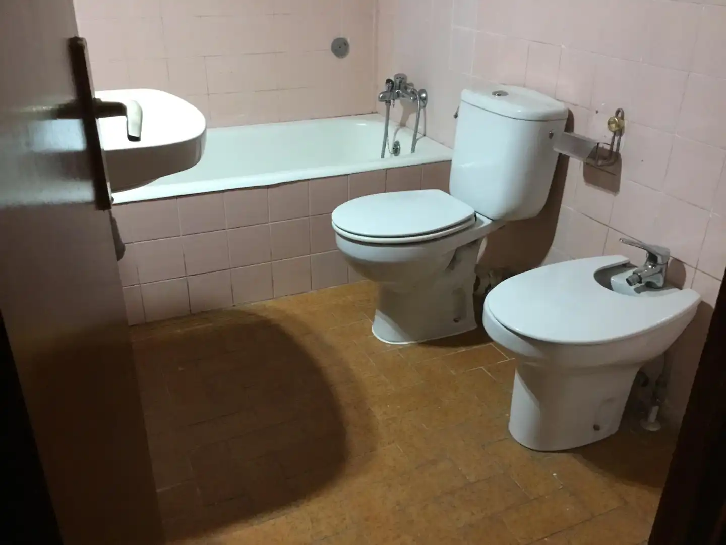 Badezimmer von Wohnung zum Verkauf in Galdakao mit Terrasse und Balkon