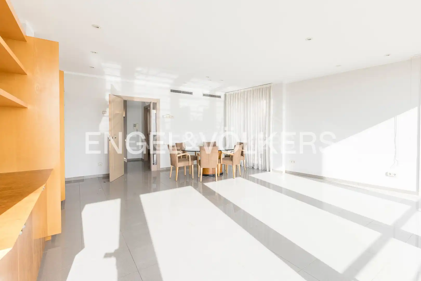 Dining room of Houses for sale in Barcelona  with Air Conditioner, Heating and Private garden