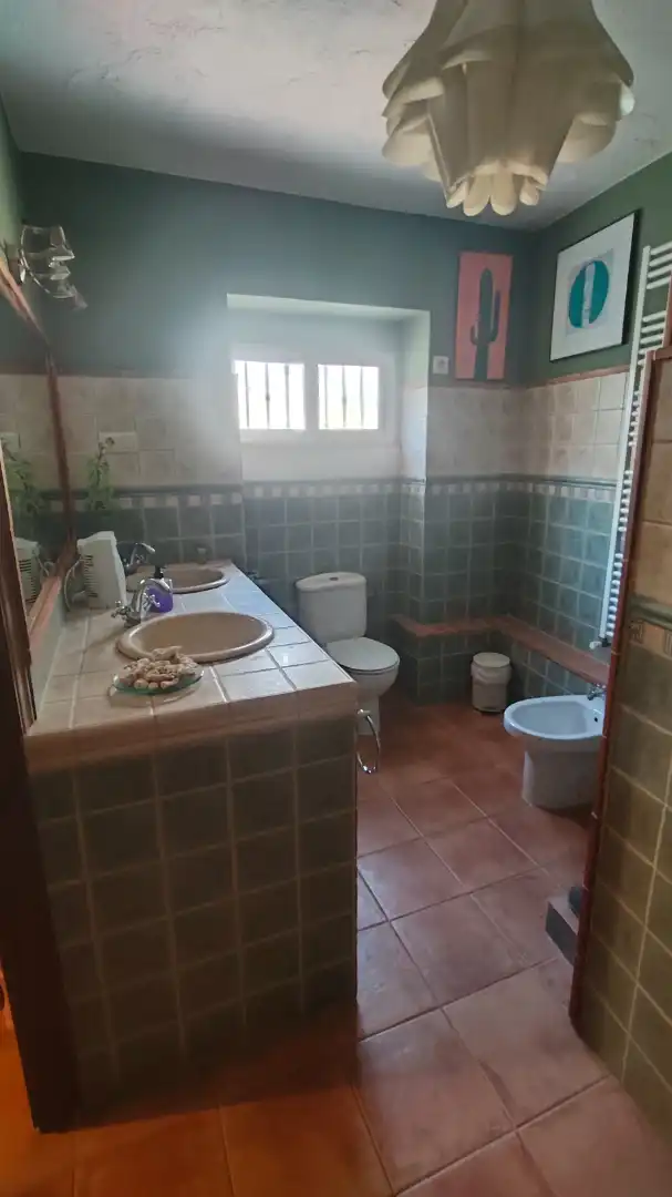 Bathroom of Houses for sale in Pozo Alcón  with Swimming Pool and Furnished