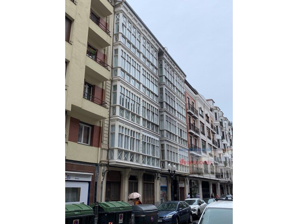 Piso en venta en Fernández del Campo Kalea, Zabalburu, Abando - Albia