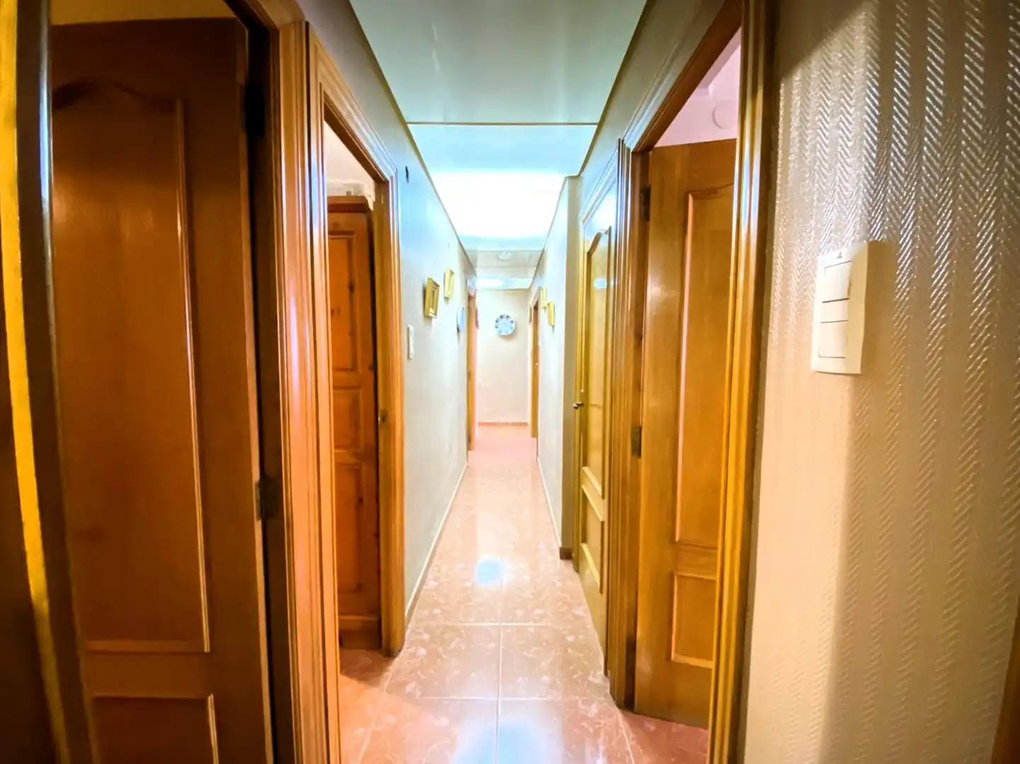 Piso en venta en Valencia con Trastero y Balcón