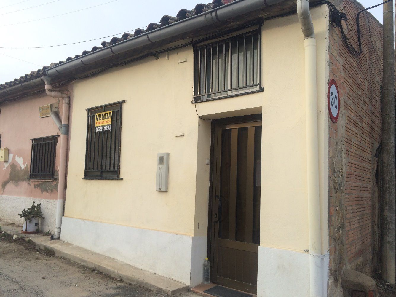 Vista exterior de Casa o xalet en venda en Juneda amb Calefacció i Terrassa
