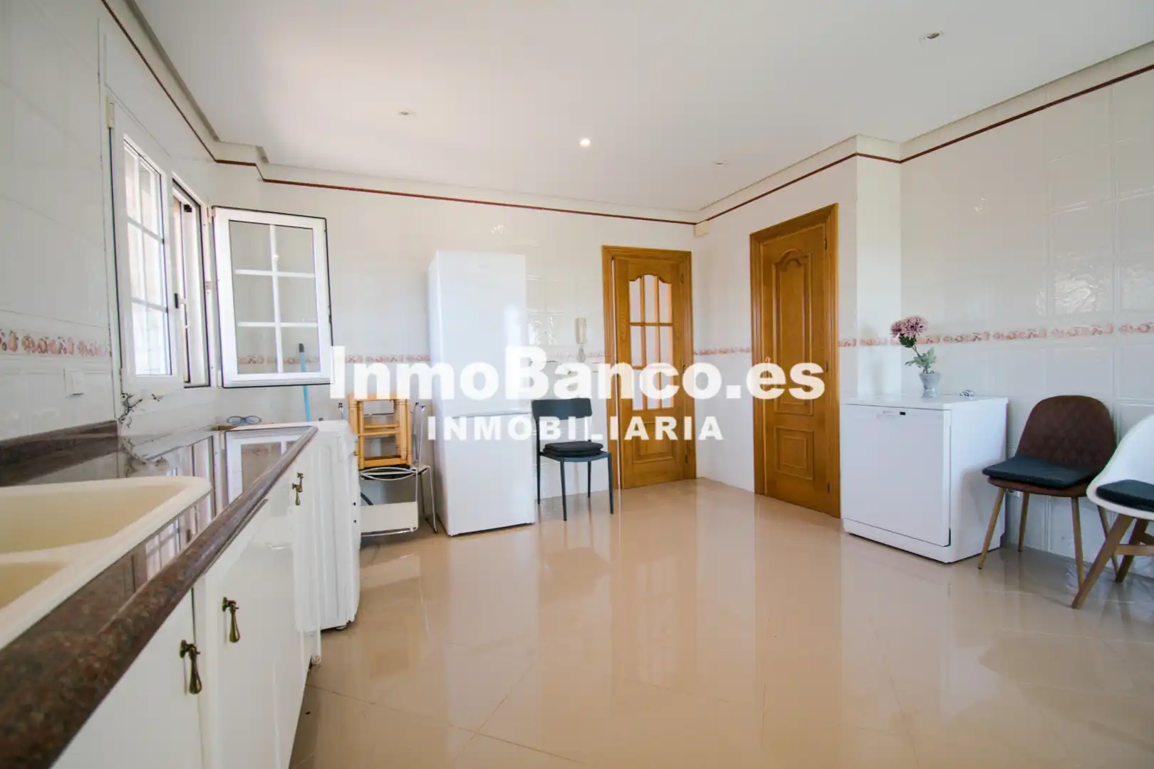 Cocina de Casa o chalet en venta en Chiva con Aire acondicionado, Calefacción y Jardín privado