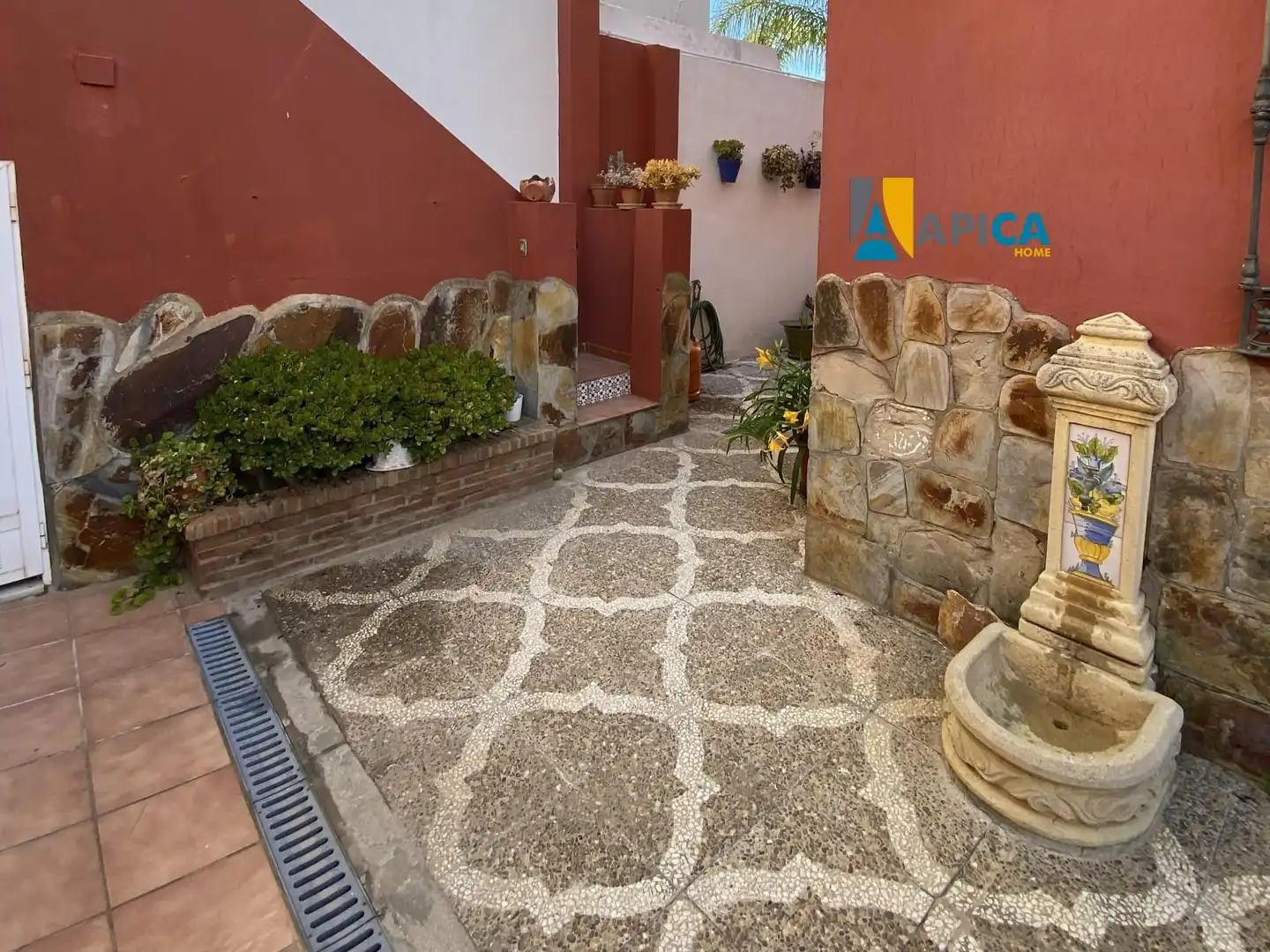Jardí de Casa o xalet en venda en La Línea de la Concepción amb Traster