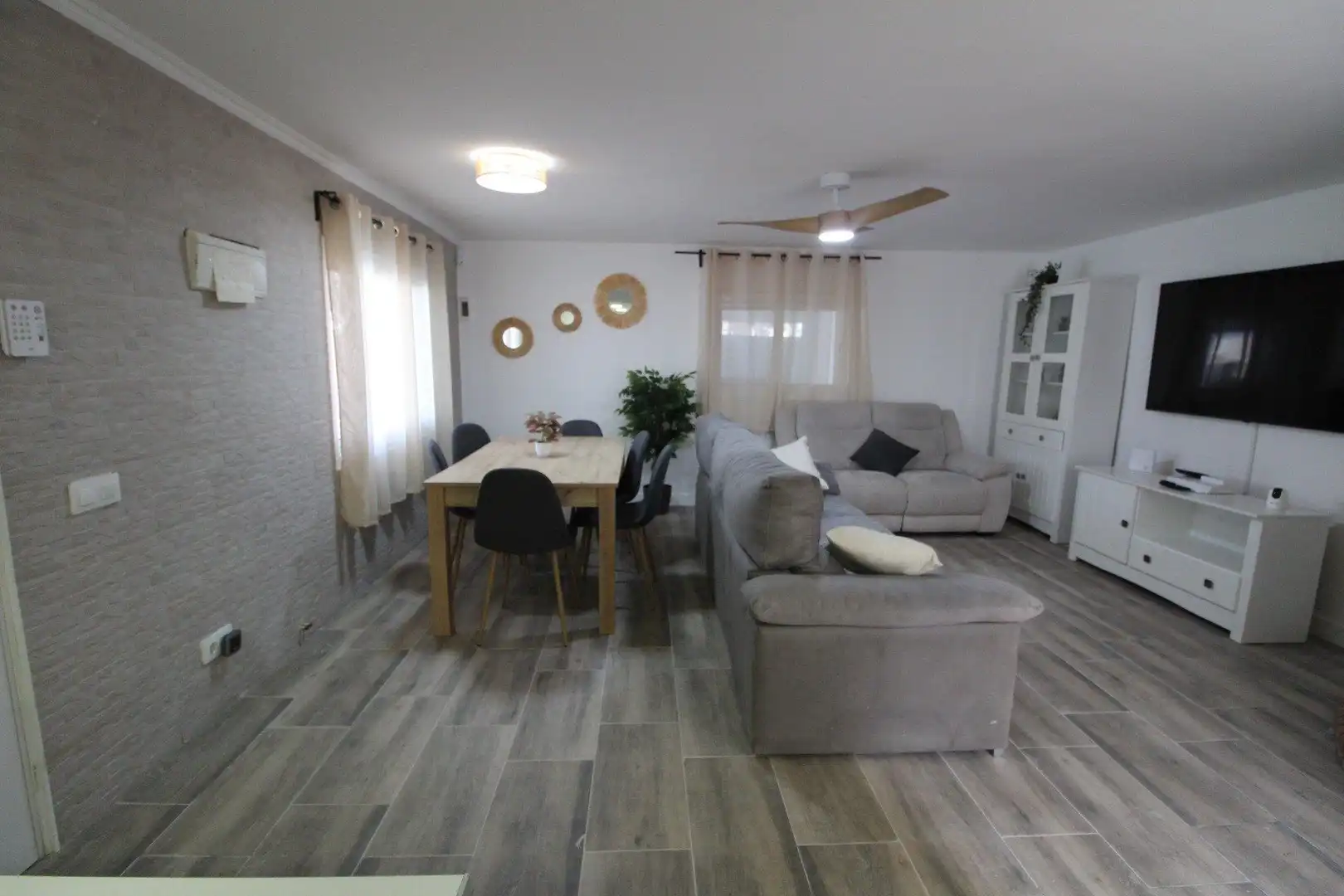 Sala d'estar de Casa o xalet en venda en Lloret de Mar amb Terrassa i Piscina