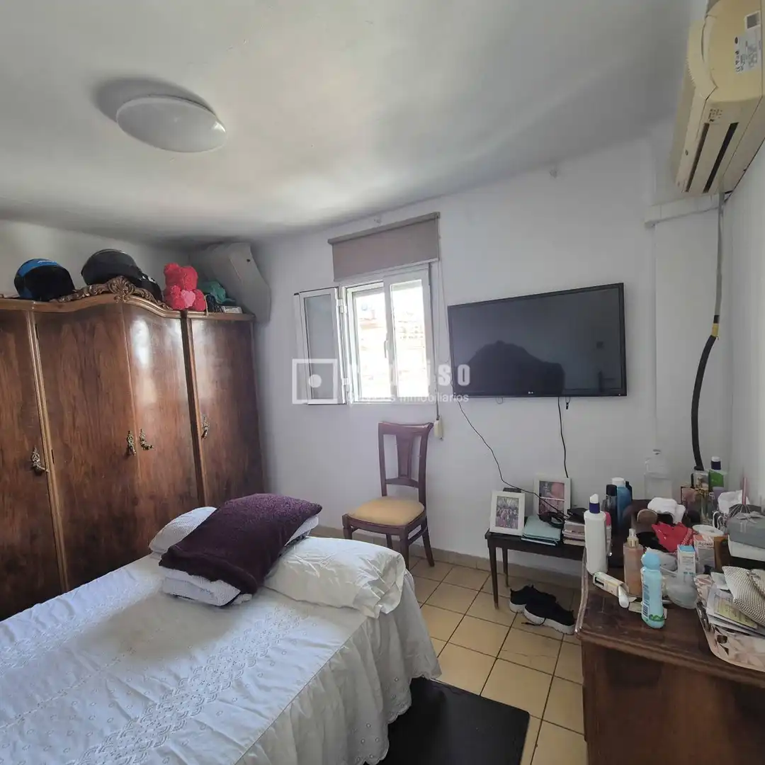 Bedroom of Flat for sale in Sevilla  with Air Conditioner and Terrace