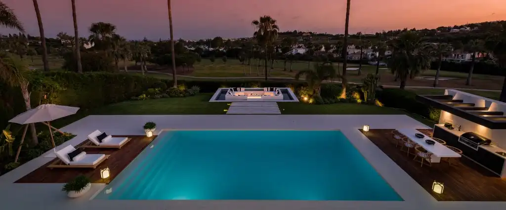 Chalet con piscina en venta en Nueva Andalucía, imagen 11