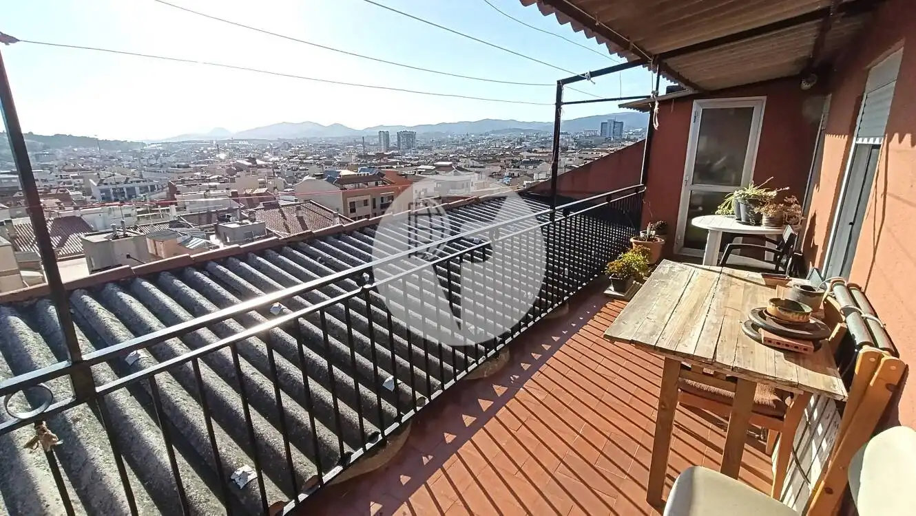 Terraza de Ático en venta en Terrassa con Aire acondicionado, Calefacción y Terraza