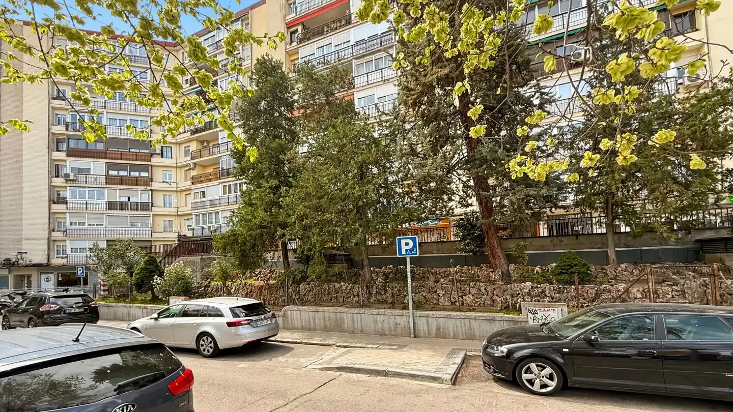 Parkplatz von Geschaftsraum zum Verkauf in Madrid