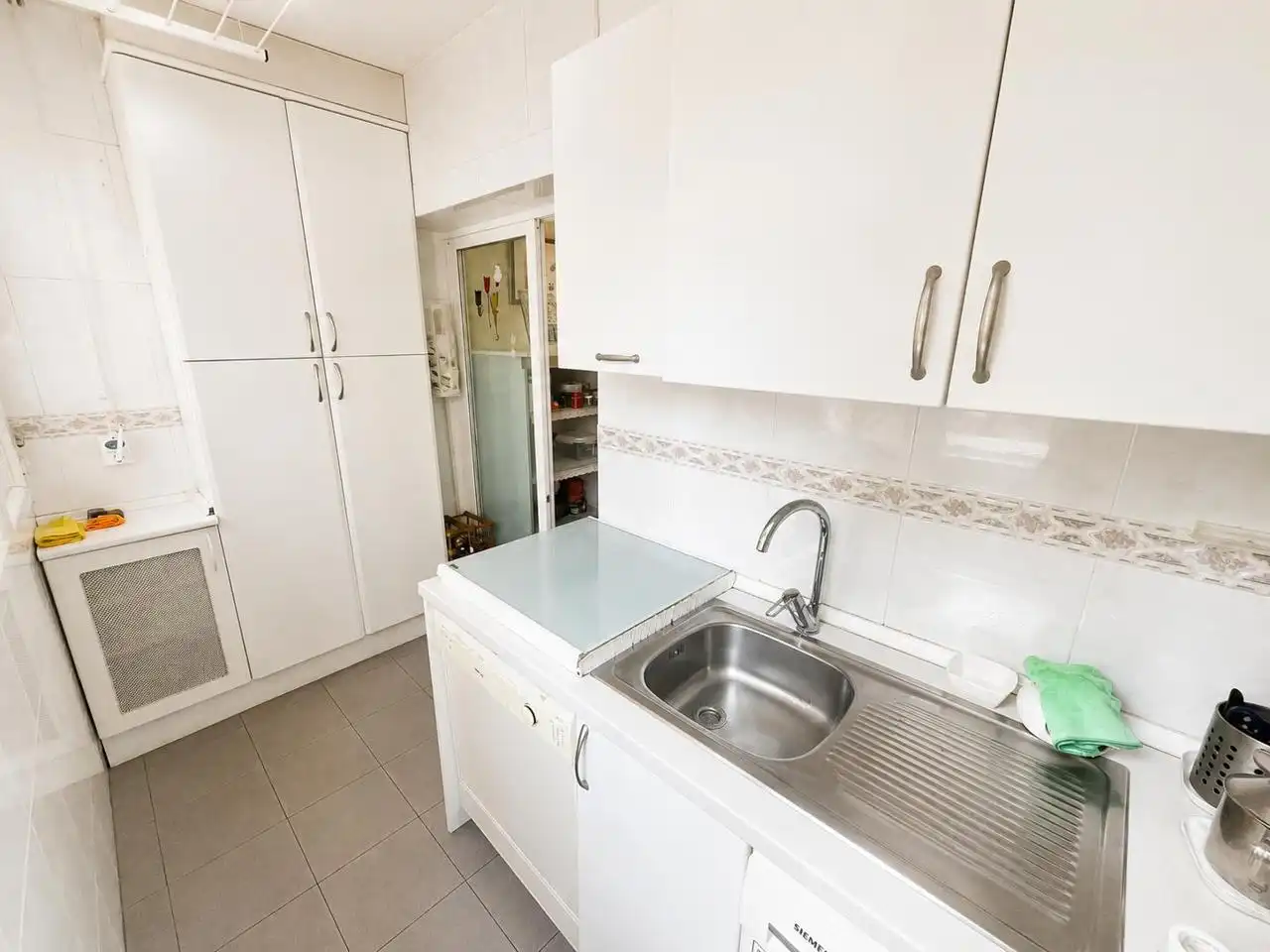 Cocina de Piso en venta en Madrid con Calefacción, Jardín privado y Parquet