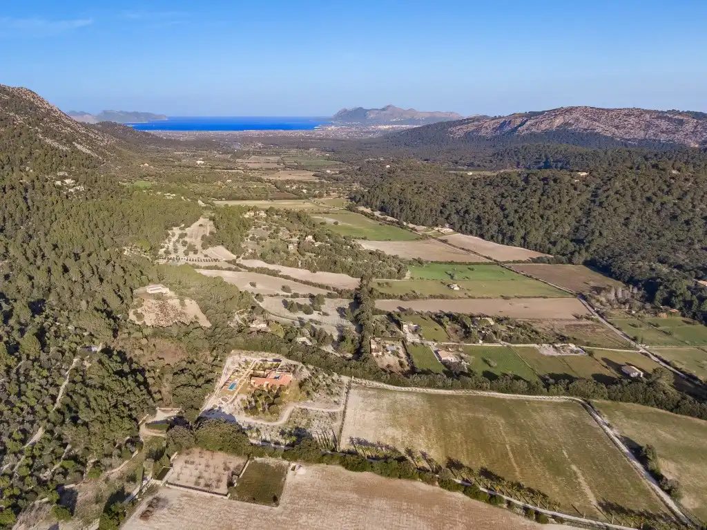 Country homes for sale in Campanet  with Air Conditioner, Private garden and Terrace