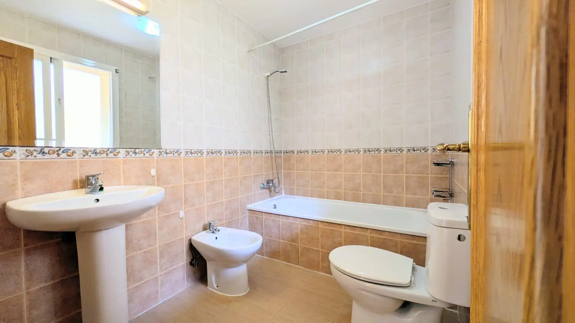 Baño de Ático en venta en Mijas con Aire acondicionado, Terraza y Trastero