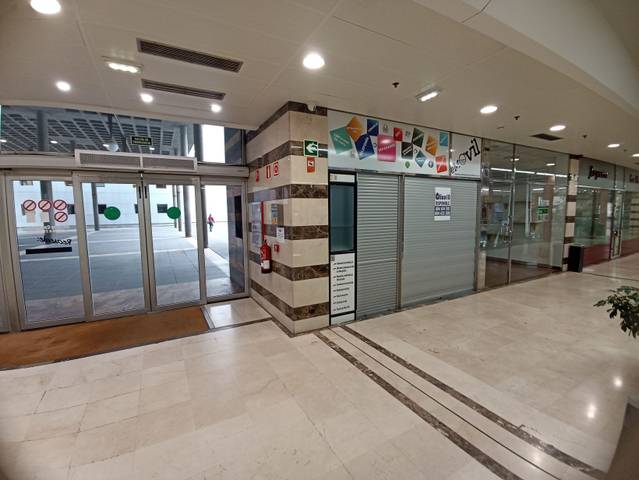 Local comercial en Alquiler en Calle Concepcion Arenal, 10 en Llamaquique