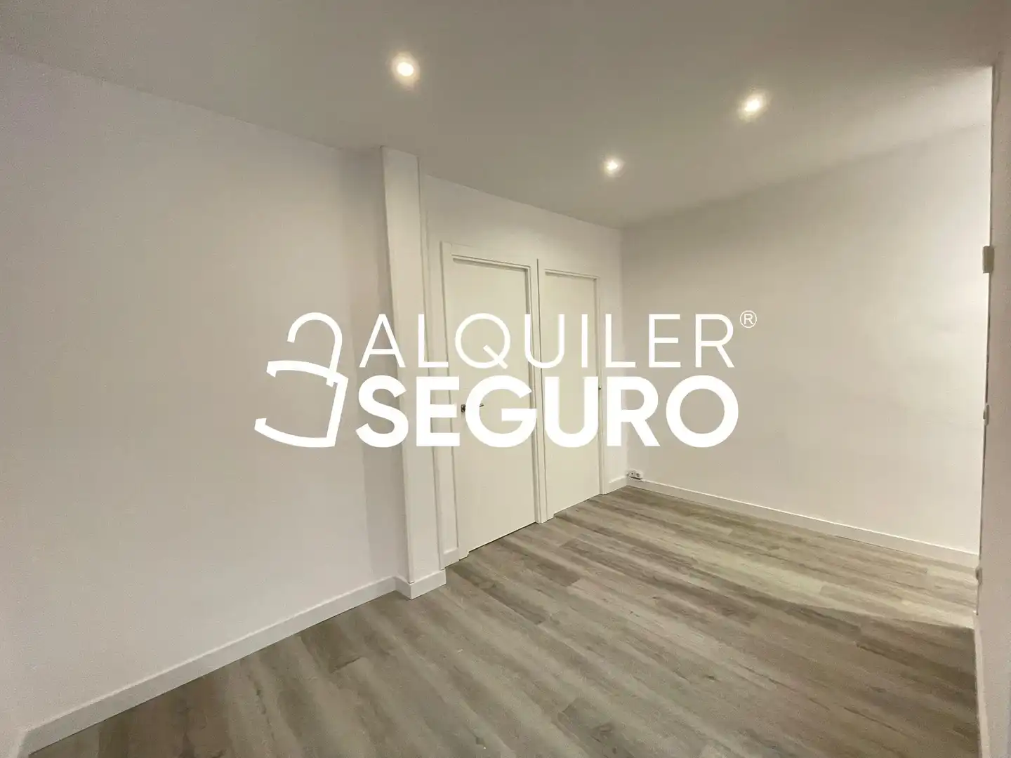 Habitación de Piso de alquiler en Madrid con Calefacción y Terraza