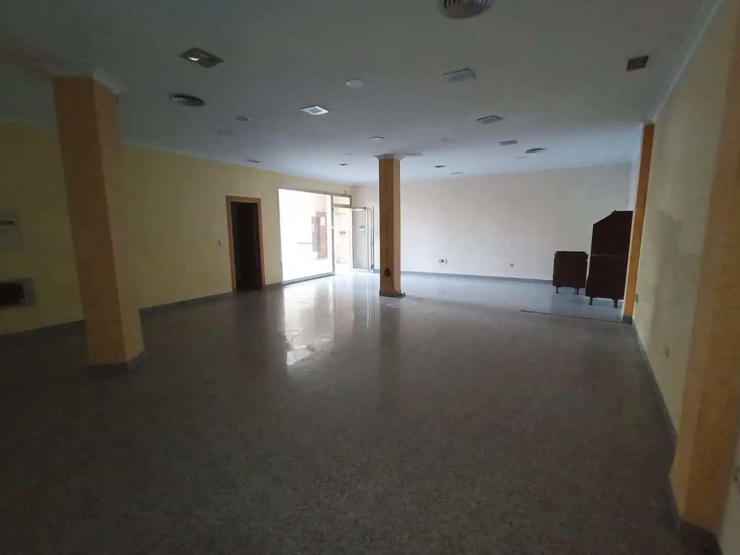 Local comercial en venda a El Ejido Ciudad, imagen 2