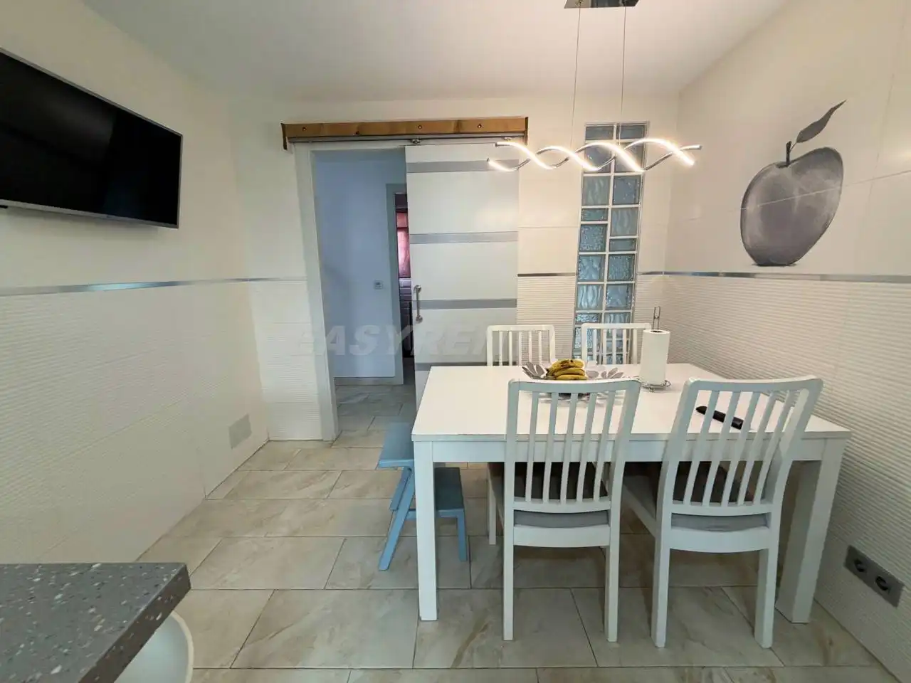 Menjador de Casa o xalet en venda en La Línea de la Concepción amb Aire condicionat, Terrassa i Moblat