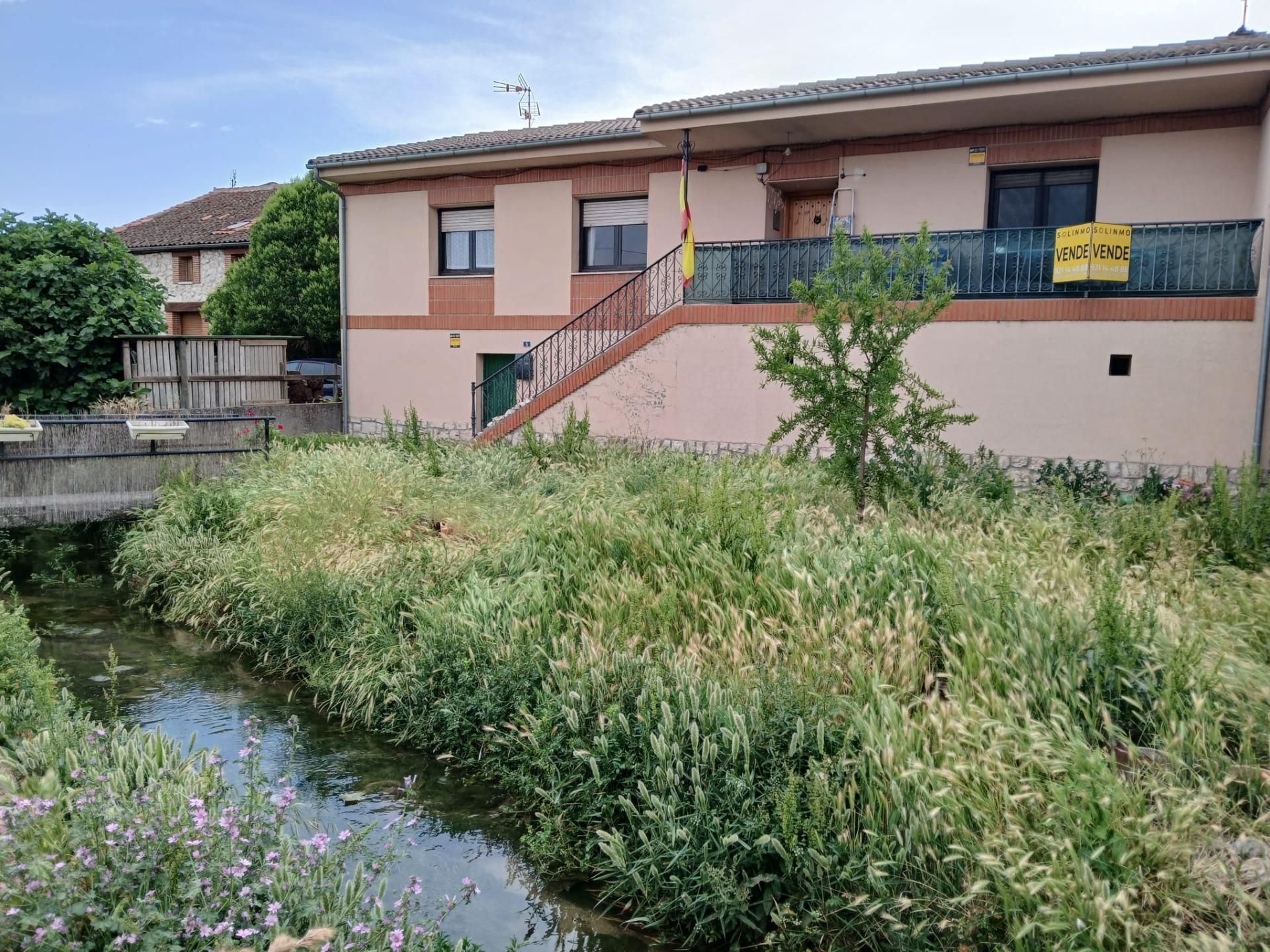Exterior view of House or chalet for sale in Cuéllar  with Terrace and Storage room