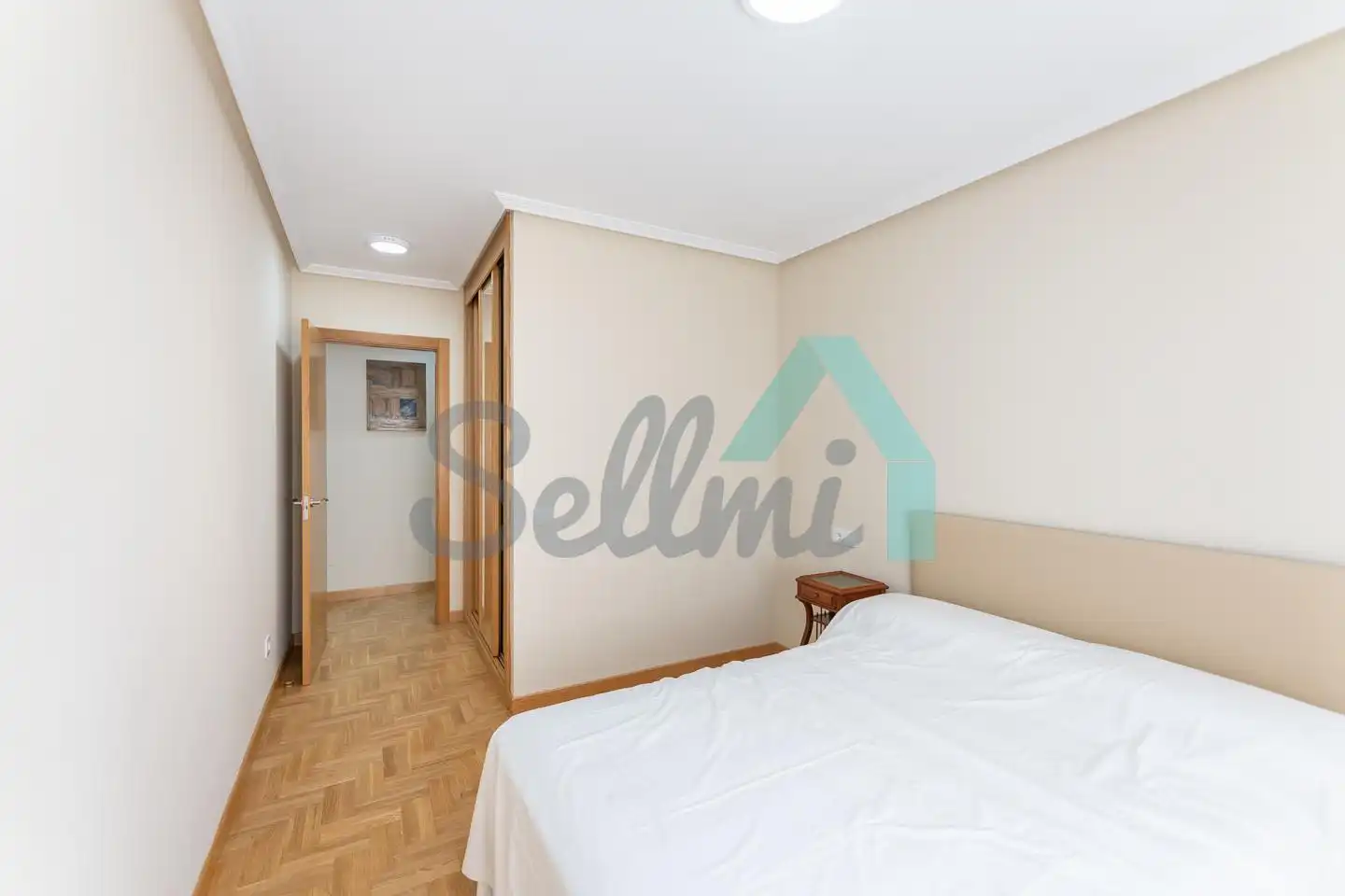 Bedroom of Flat for rent in Oviedo   with Heating, Parquet flooring and Storage room