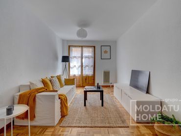 Piso con ascensor en venta en Ramón y Cajal
