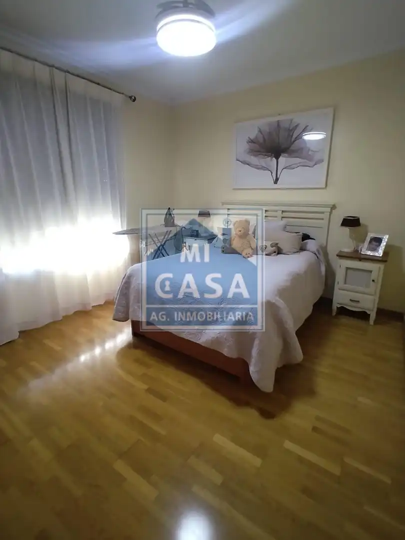 Dormitori de Casa o xalet en venda en Mérida amb Aire condicionat, Calefacció i Terrassa