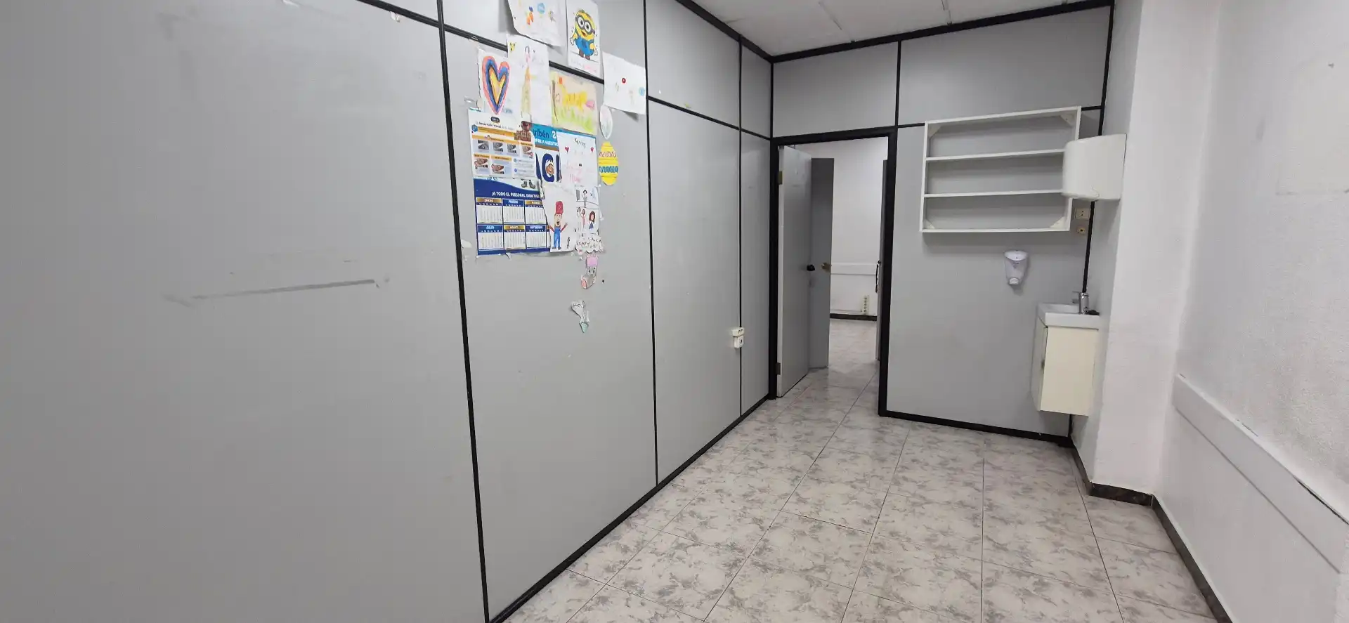 Commercial properties for rent in Valencia  with Air Conditioner