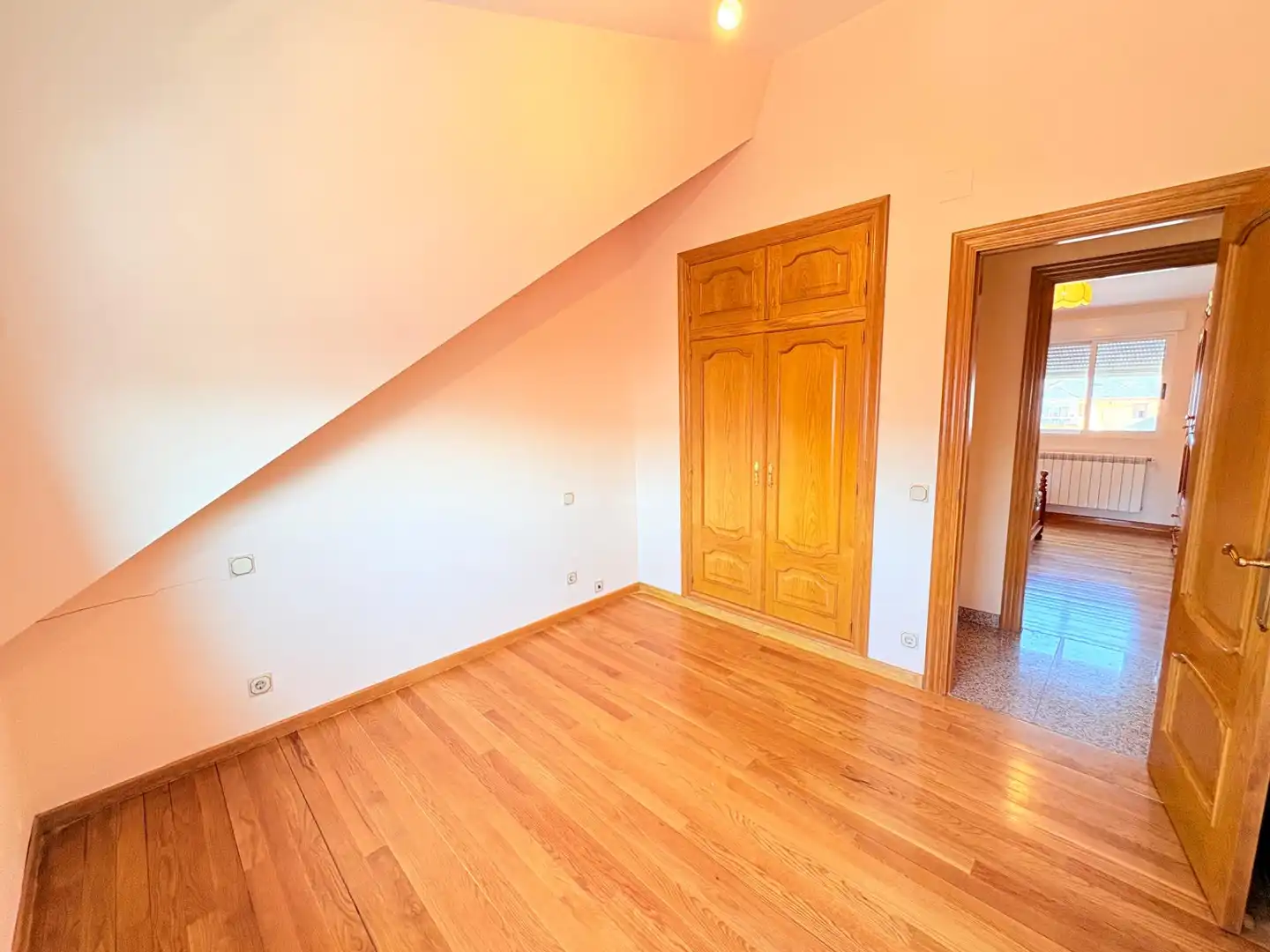 Casa o chalet en venta en Ponferrada con Calefacción, Terraza y Amueblado