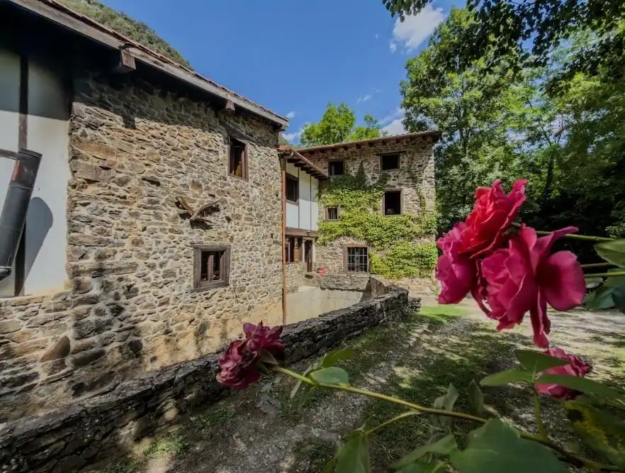 Vista exterior de Casa o chalet en venta en Pesaguero con Calefacción, Terraza y Amueblado