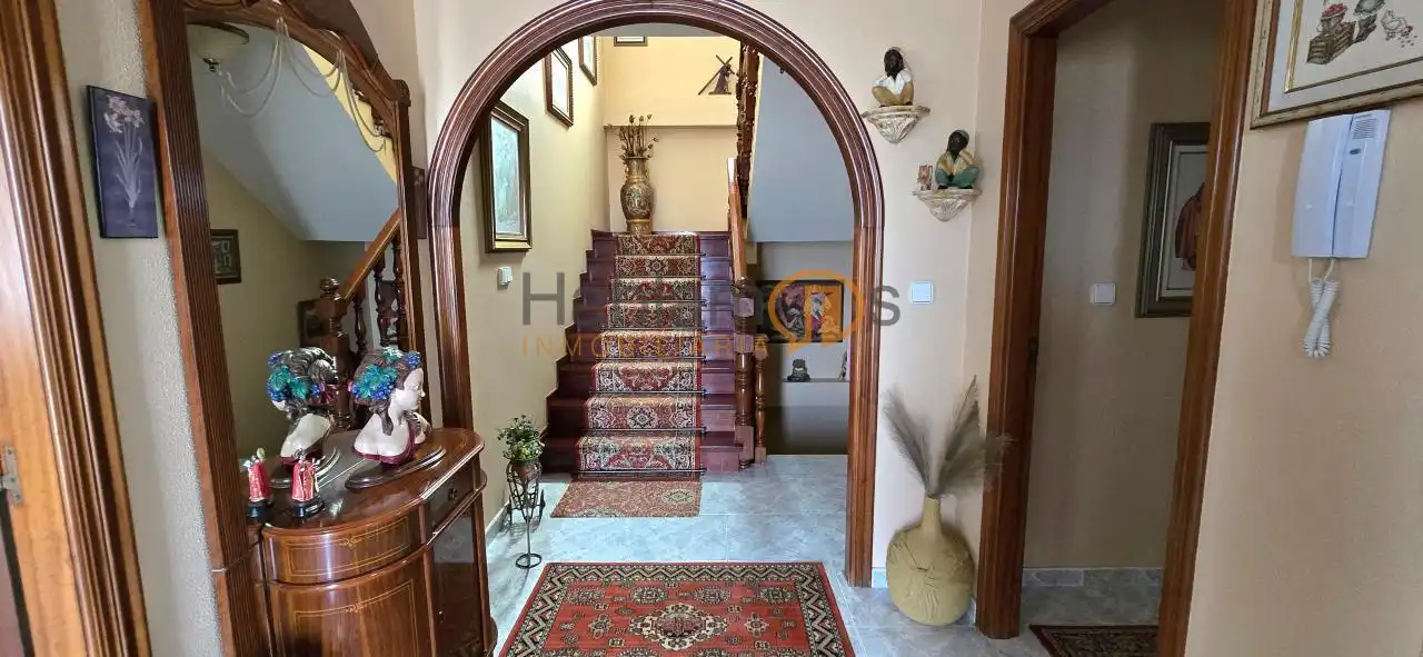 Casa o xalet en venda en Vilagarcía de Arousa amb Calefacció, Jardí privat i Terrassa