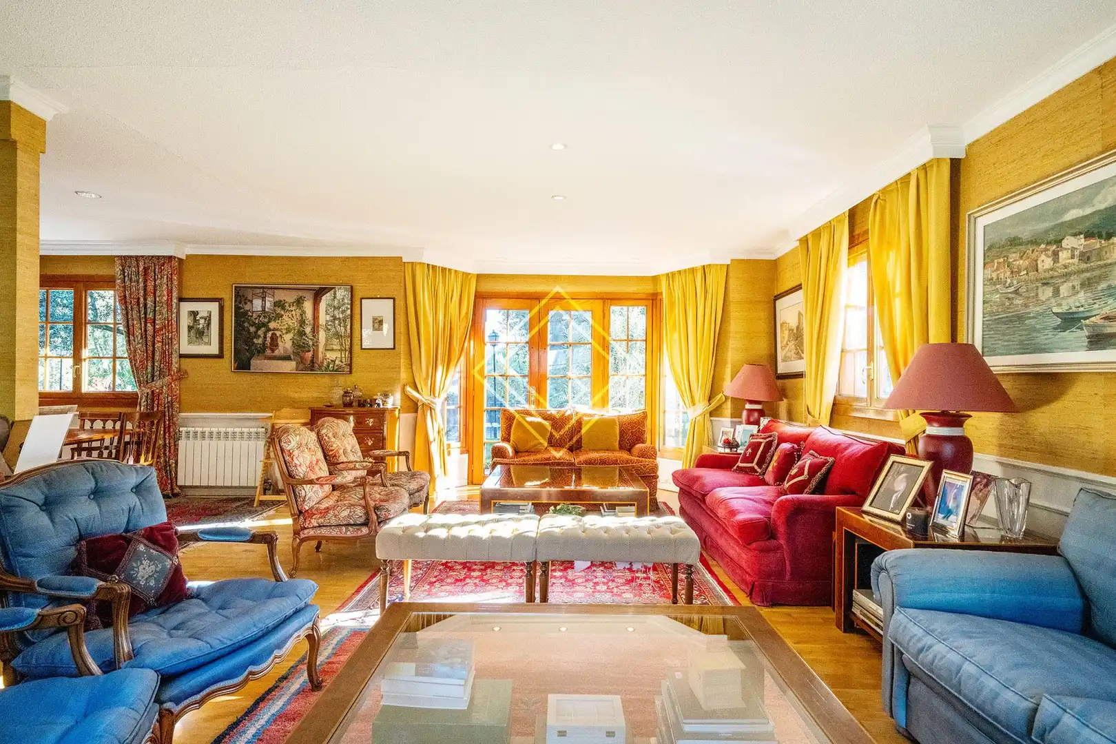 Sala de estar de Casa o chalet en venta en Pozuelo de Alarcón con Aire acondicionado, Calefacción y Jardín privado