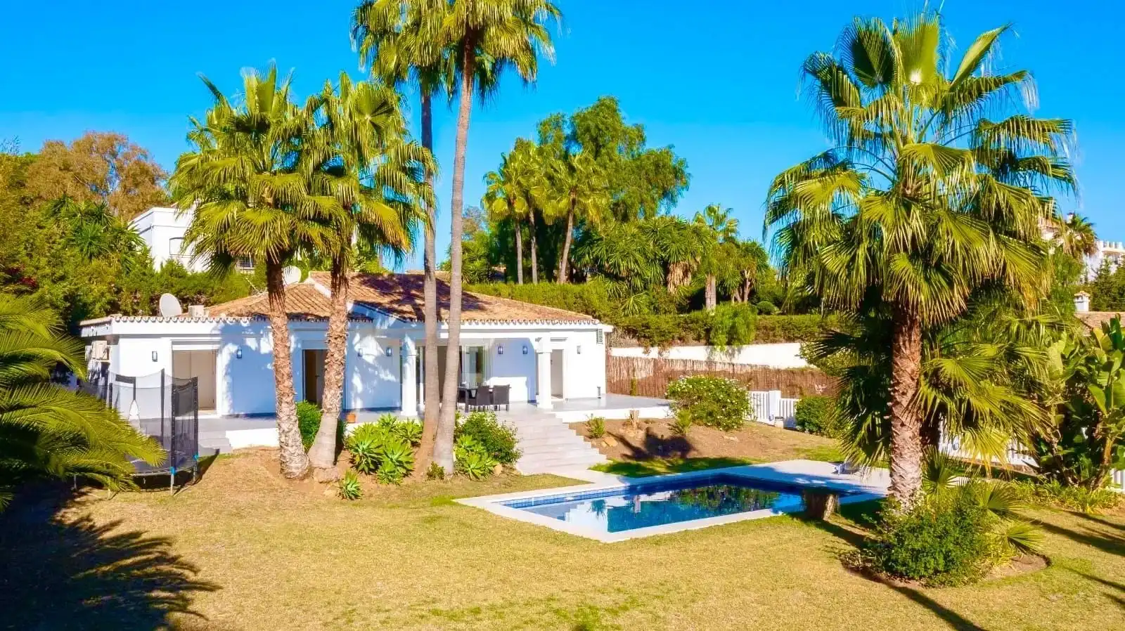 Chalet con piscina en venta en Avenida de las Golondrinas, imagen 43
