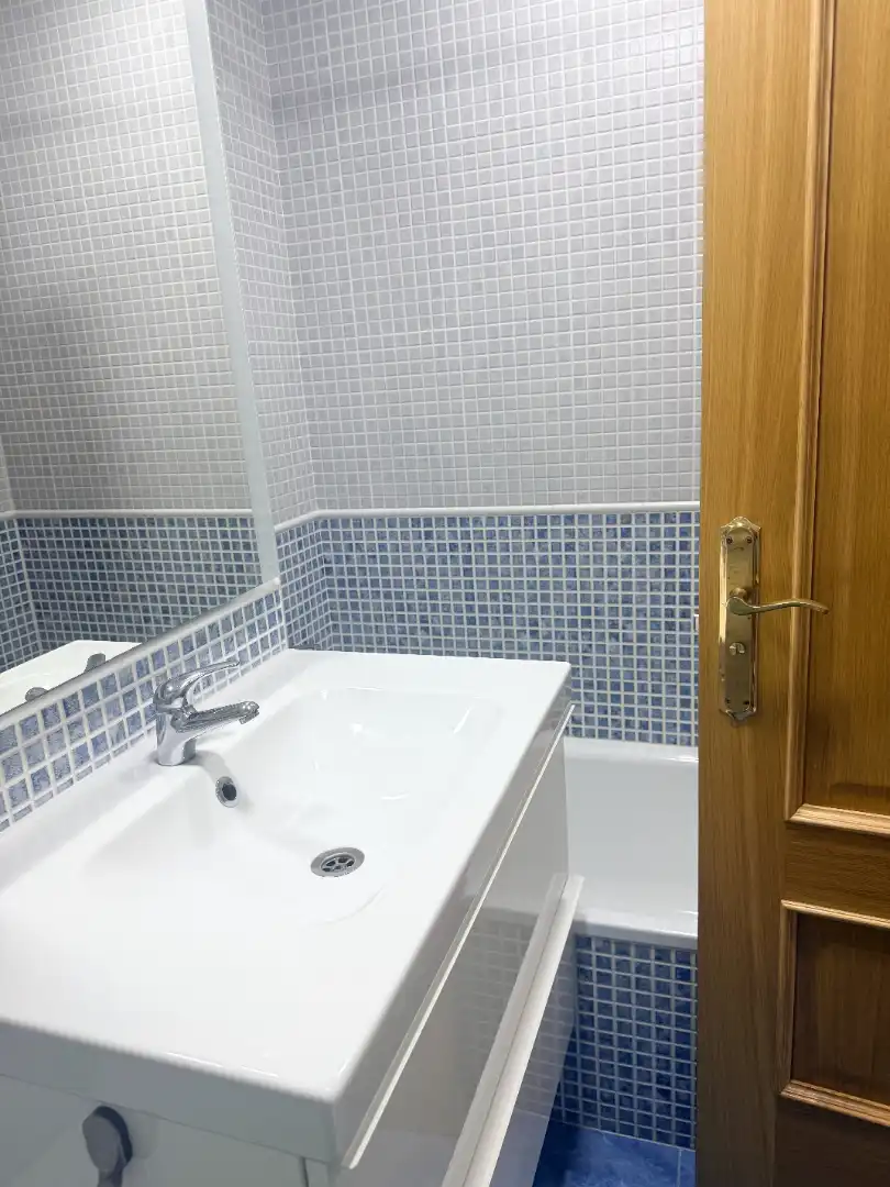 Baño de Piso en venta en Vilagarcía de Arousa con Calefacción, Parquet y Terraza