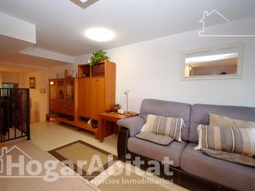 Piso con balcón en venta en Calle Médico Don Joaquín Andrés Dubon