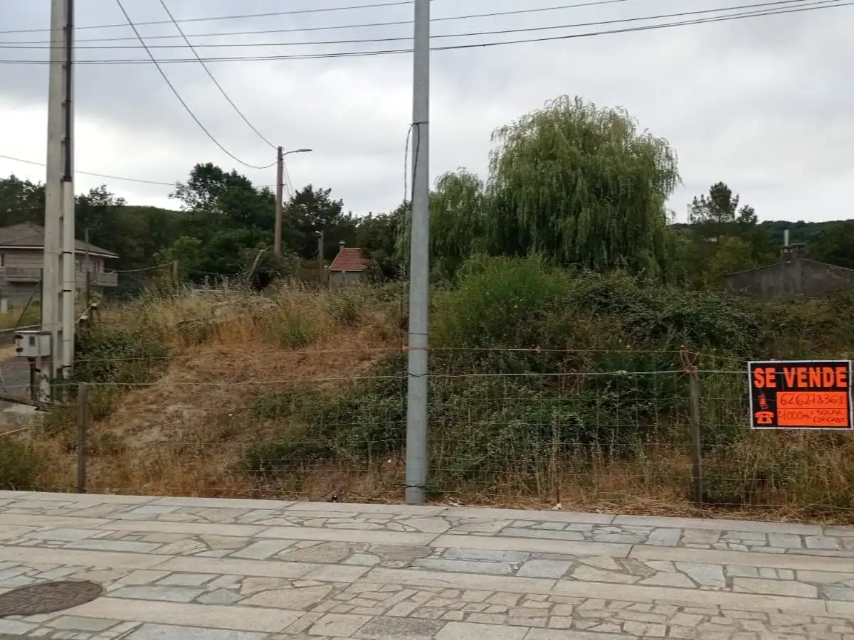 Residential for sale in Bande