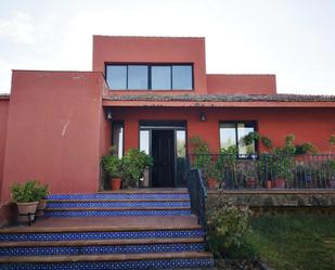 Exterior view of House or chalet for sale in Linares