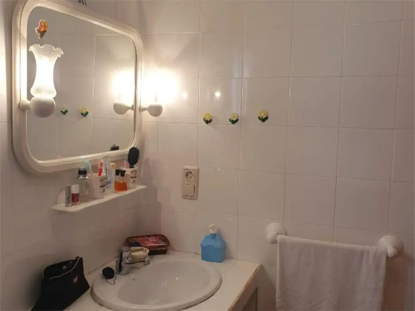 Bathroom of Flat for sale in Trevélez  with Storage room, Furnished and Balcony