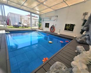 Piscina de Casa o xalet en venda en Benalmádena amb Aire condicionat, Jardí privat i Terrassa