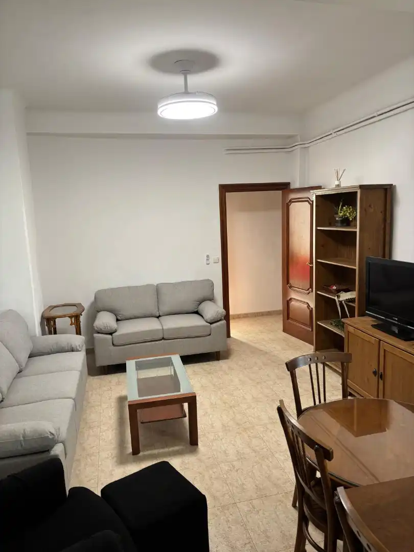 Living room of Flat for rent in Zaragoza  with Heating, Furnished and Oven
