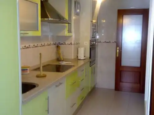 Cocina de Piso en venta en Cortegana con Horno, Microondas y Balcón
