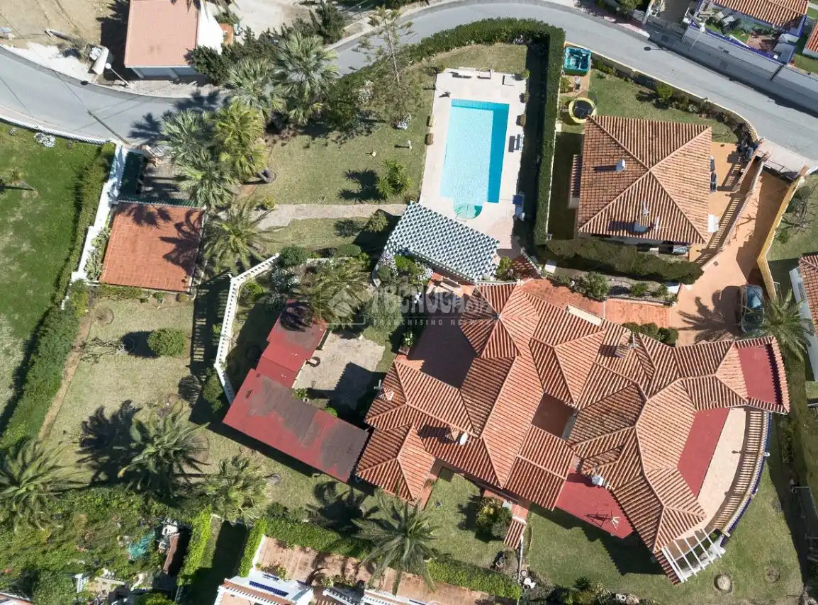 Casa amb piscina en venda a El Faro de Calaburra - Chaparral, imagen 30