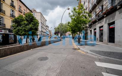 Vista exterior de Pis en venda en  Madrid Capital amb Calefacció i Moblat