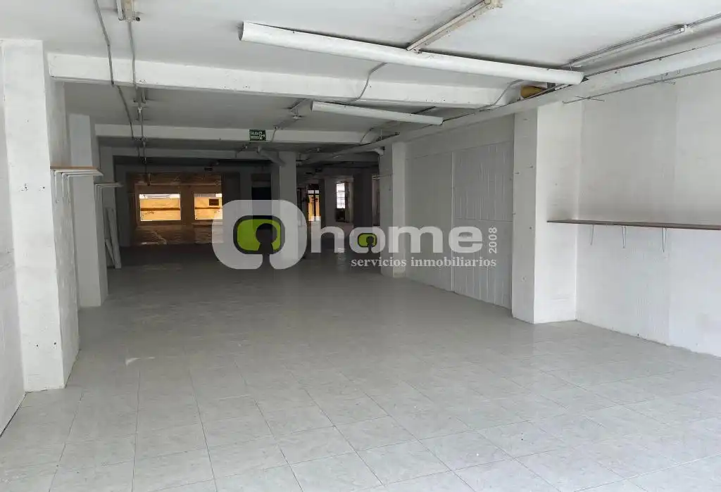 Local comercial en venda a Avenida de Portugal 11, imagen 5