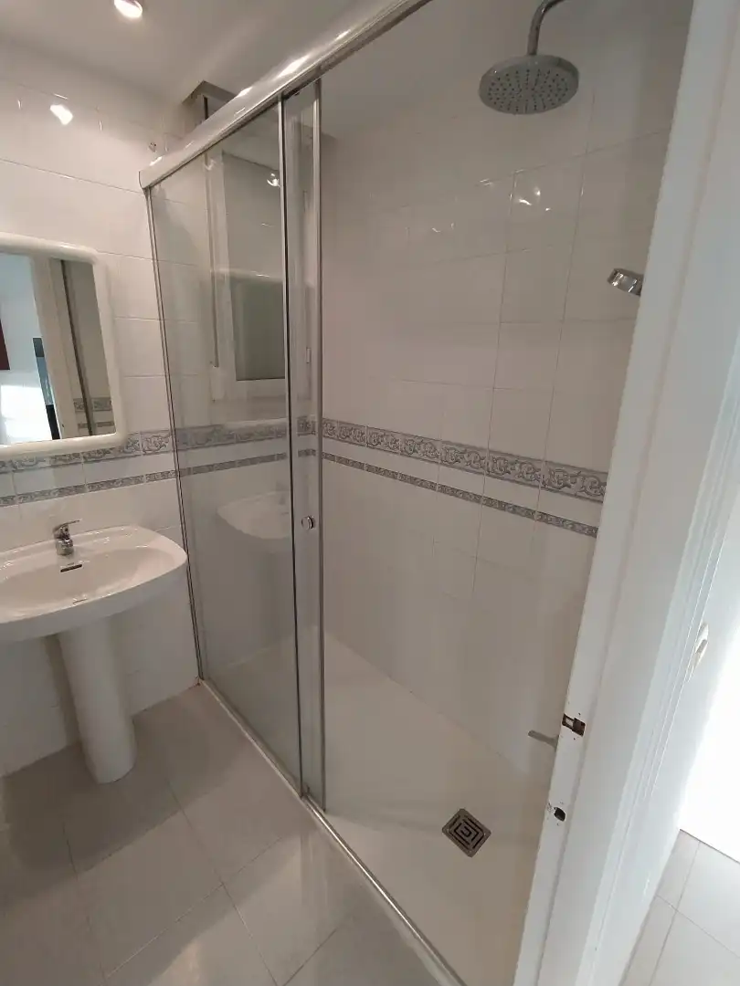 Bathroom of Apartments for rent in Vinaròs  with Air Conditioner, Furnished and Oven