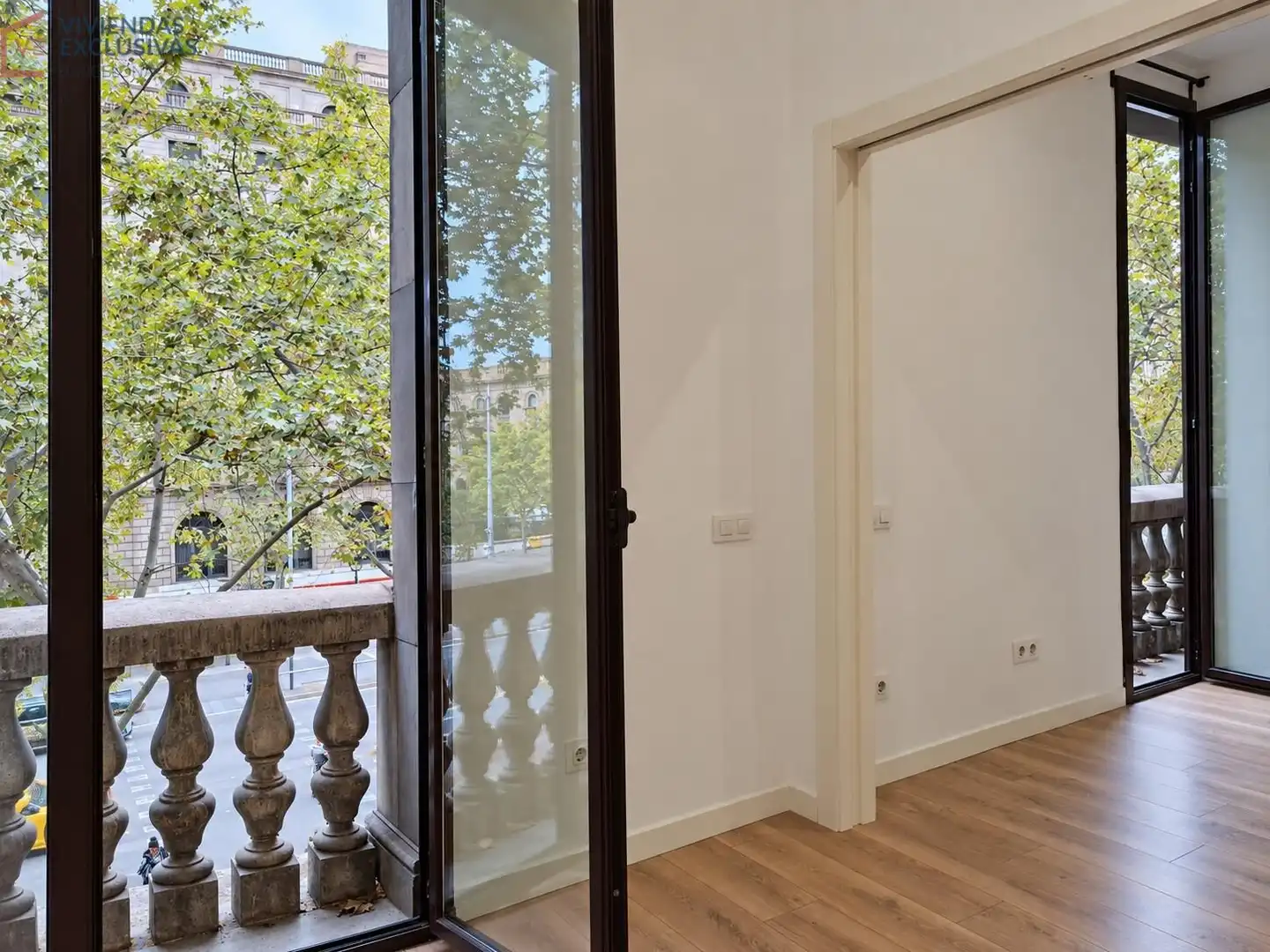 Terrassa de Oficina de lloguer en Eixample