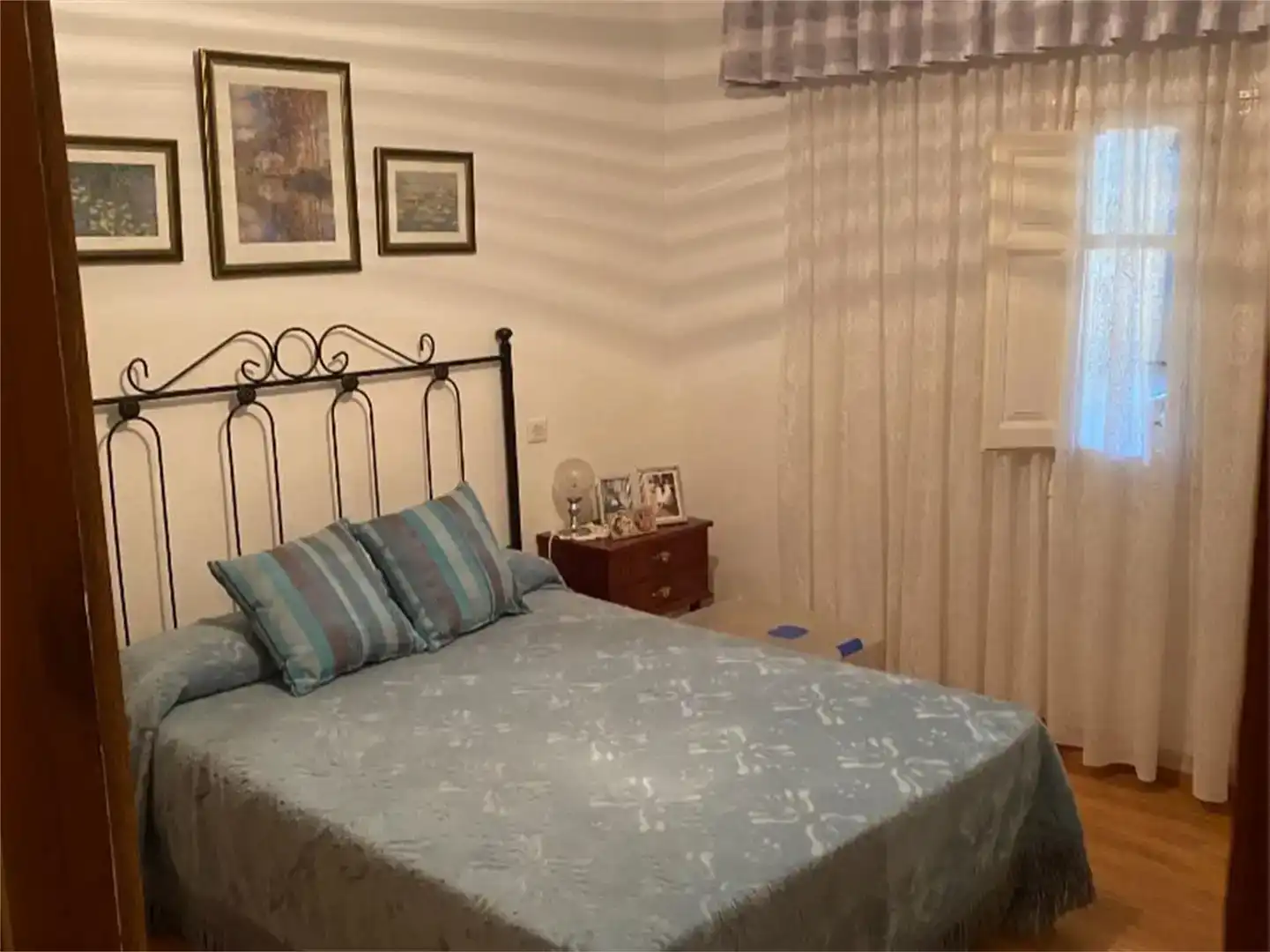 Dormitori de Casa adosada en venda en Abrucena amb Parquet i Moblat